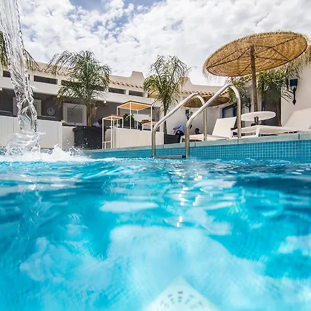 Hotel Capoblu Pula